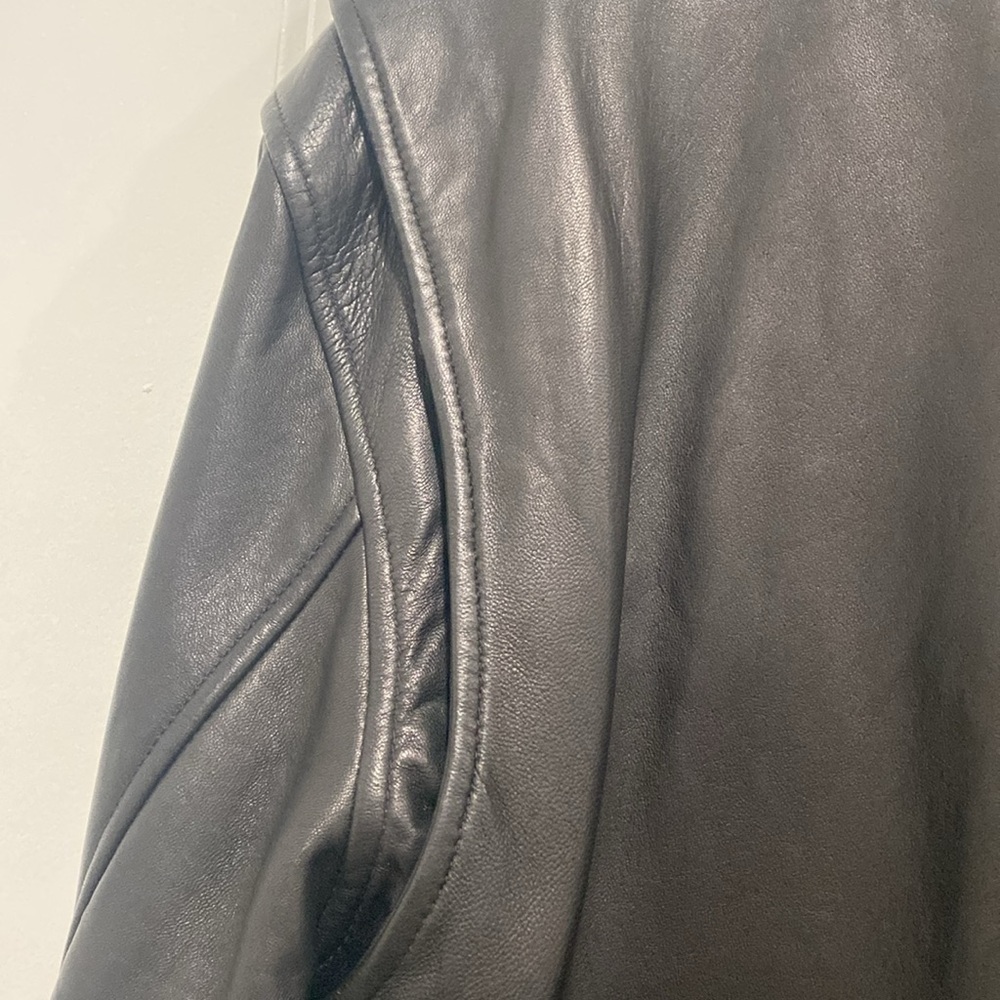 London Fog Quarter Length Leather Coat - Picture 8 of 10